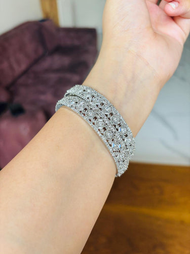 Lustrous Line Bangle